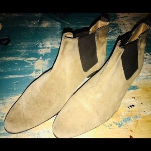 ASOS Men's Chelsea boots made in India.